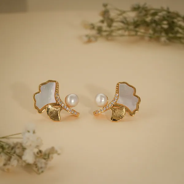Gold_Plated_Shell_Pearl_Butterfly_Stud_Earrings_For_Women
