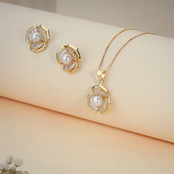 Gold_Plated_Pearl_Crystal_Floral_Pendant_Necklace_Earrings_Set_For_Women