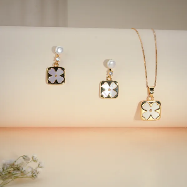 Gold_&_White_Floral_Pearl_Drop_Earrings_And_Pendant_Necklace_Set