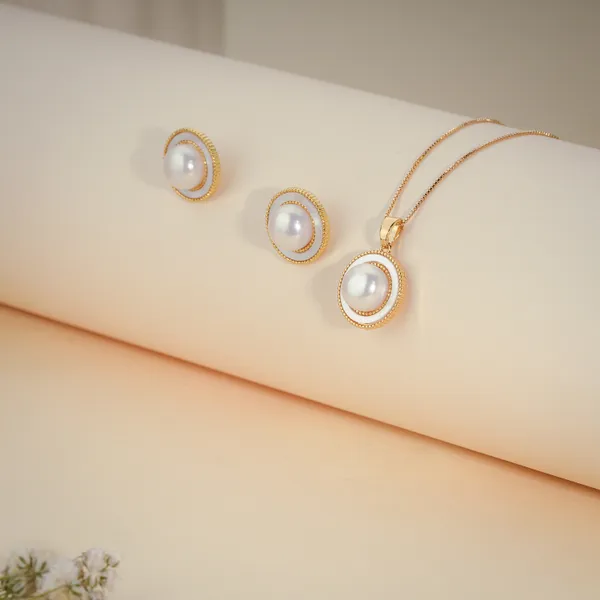 Gold_&_White_Pearl_Concentric_Circle_Necklace_And_Earrings_Set