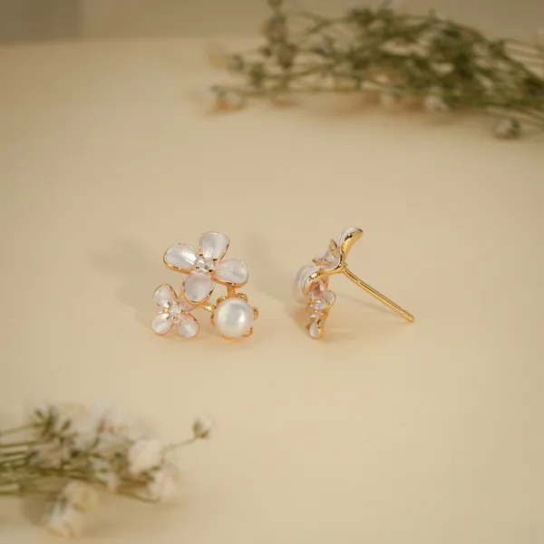 Gold_Plated_White_Floral_Pearl_Stud_Earrings_For_Women