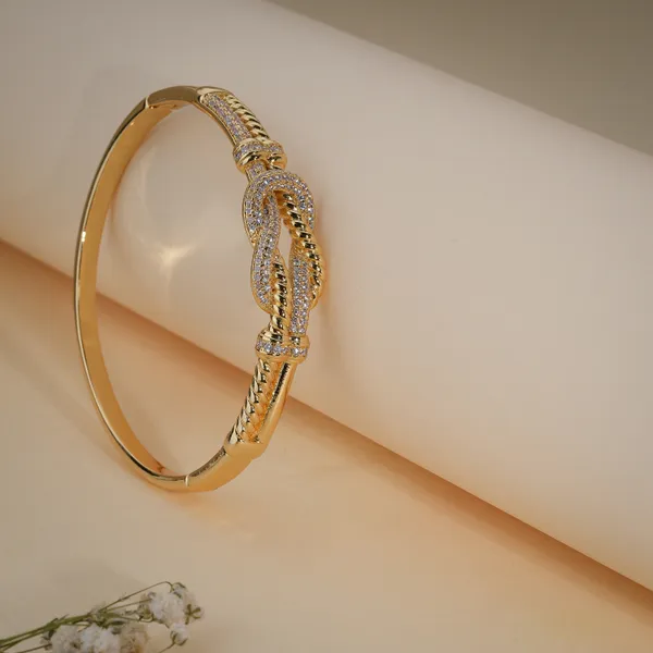 Gold_Plated_Rhinestone_Knot_Design_Bracelet_For_Women