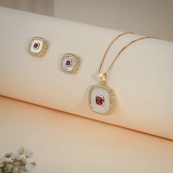 Gold_And_Red_Ruby_Stone_Crystal_Pendant_Necklace_Set_With_Earrings