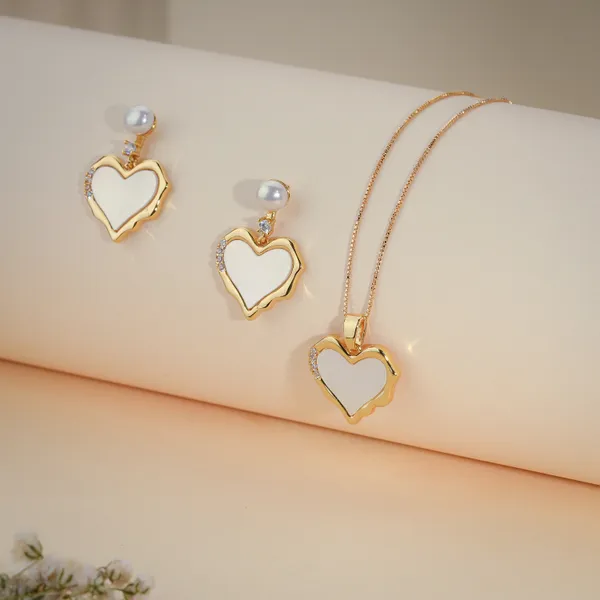 Gold_And_White_Pearl_Heart_Pendant_Necklace_And_Earrings_Set_For_Women