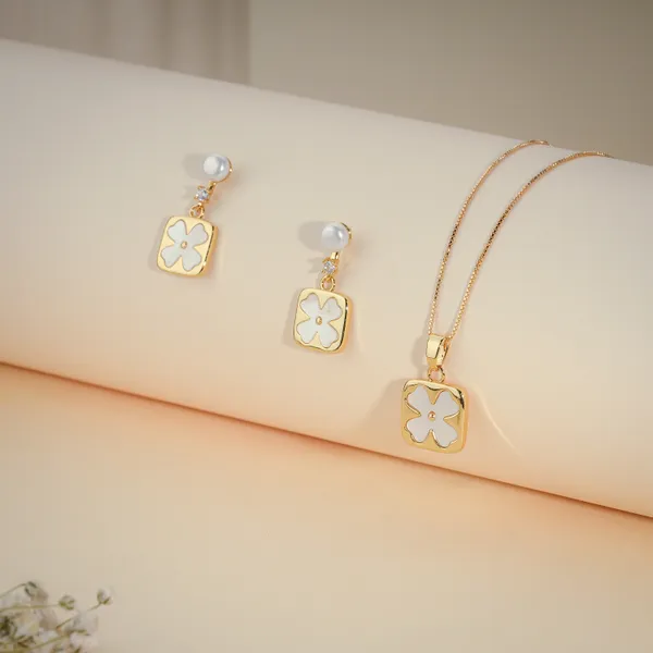 Gold_Plated_White_Floral_Pendant_Necklace_And_Earrings_Set_For_Women