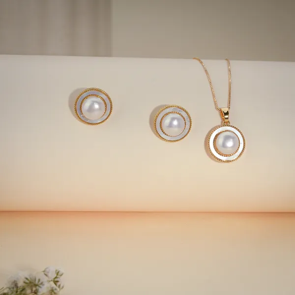 Gold_&_White_Pearl_Concentric_Circle_Necklace_And_Earrings_Set