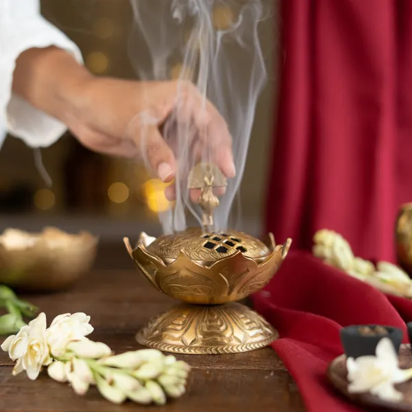Brass_Lotus_Incense_Burner_With_Peacock_Design