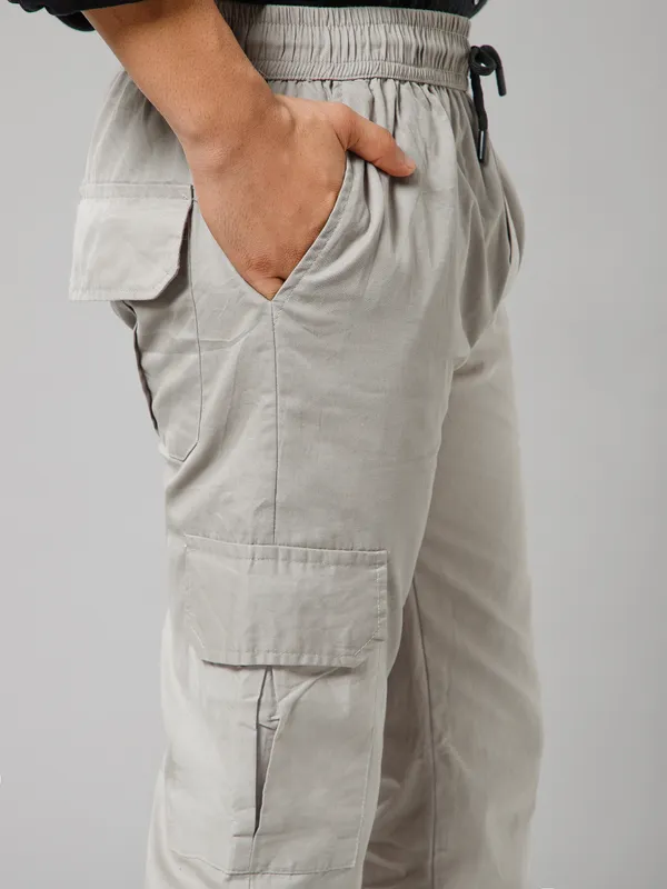 Grey_Cotton_Cargo_Joggers_For_Men