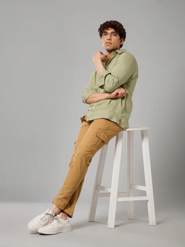 Khaki_Cotton_Cargo_Pants_For_Men