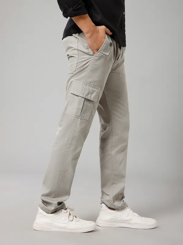 Grey_Cotton_Cargo_Pants_For_Men