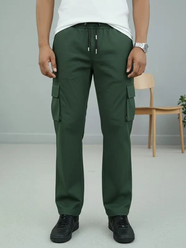 Green_Cotton_Cargo_Pants_For_Men