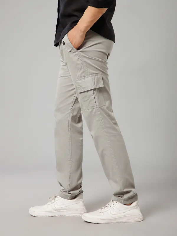 Grey_Cotton_Cargo_Pants_For_Men
