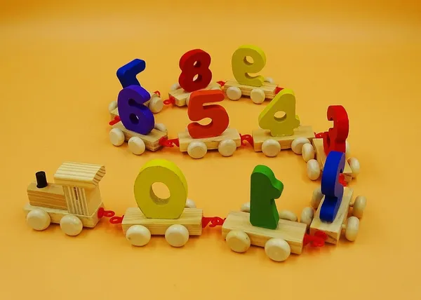 Wooden_Number_Train_Montessori_Counting_Puzzle_Toy_For_Kids