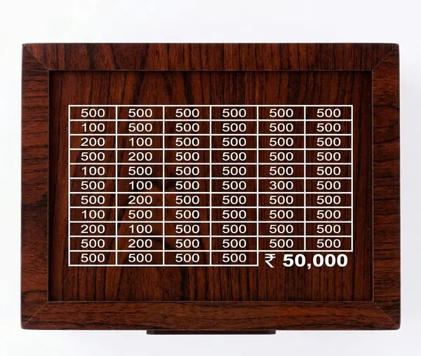 Brown_Wood_Suitcase_Design_Piggy_Bank_With_Lock_And_Number_Counter