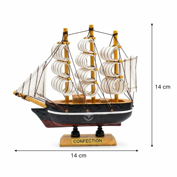 Wood_Nautical_Handcrafted_Sailing_Ship_Showpiece
