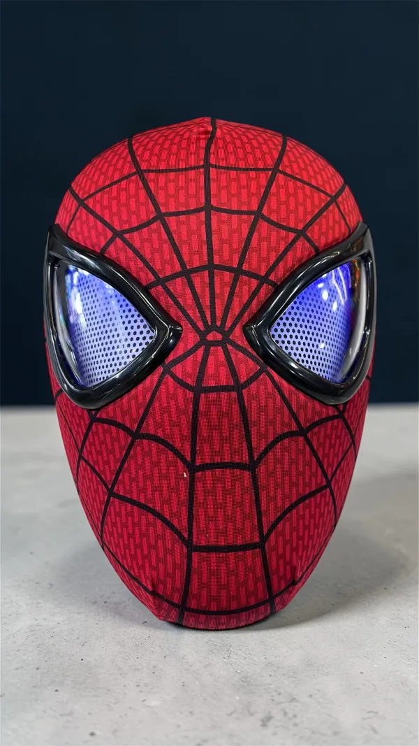 Spider-Man_LED_Eyes_Wearable_Mask_with_Jaw_Movement_–_Light-Up_Cosplay