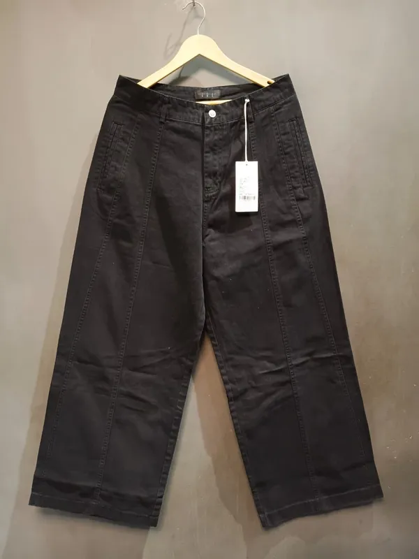 Black_Denim_Wide_Leg_Trousers_For_Women
