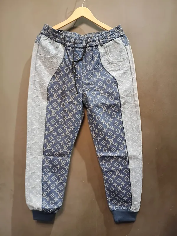 Blue_Cotton_Printed_Contrast_Panel_Joggers_For_Men