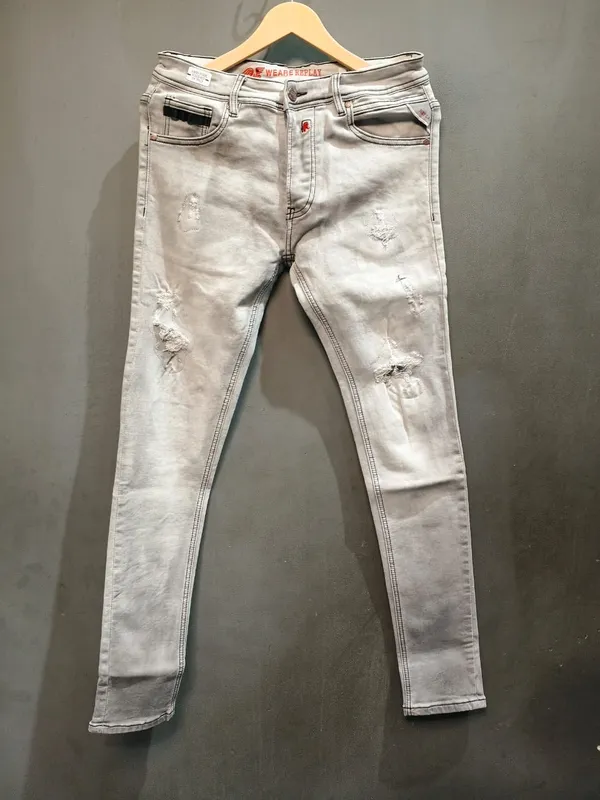 Grey_Denim_Slim_Fit_Distressed_Jeans_For_Men