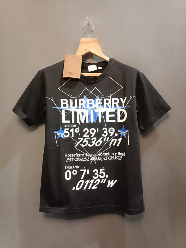 Burburry_Limited_Black_Graphic_Cotton__T-shirt_For_Men