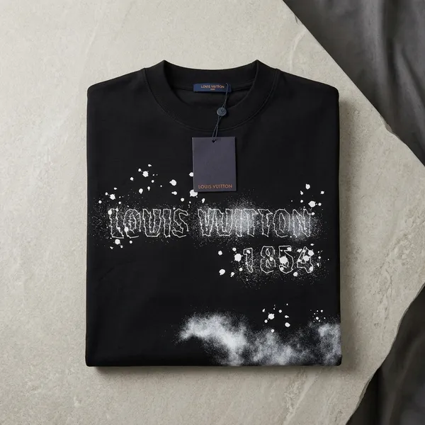 Black_And_White_Cotton_Graphic_Print_Oversized_Sweatshirt_For_Men