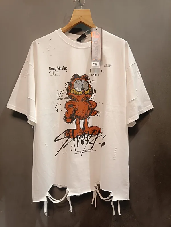 White_Cotton_Graphic_Print_Oversized_T-Shirt_For_Men