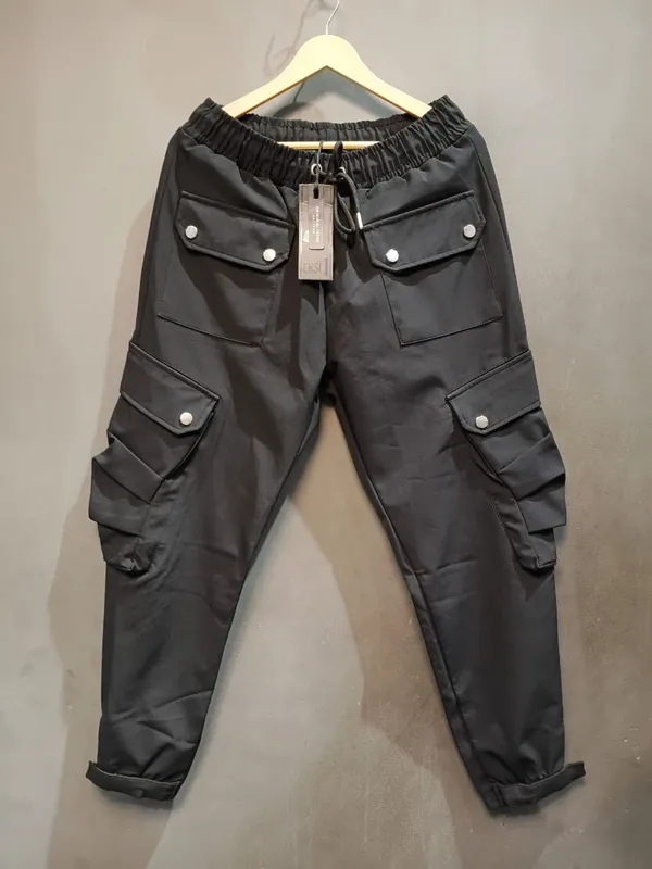 Black_Cotton_Utility_Cargo_Track_Pants_For_Men