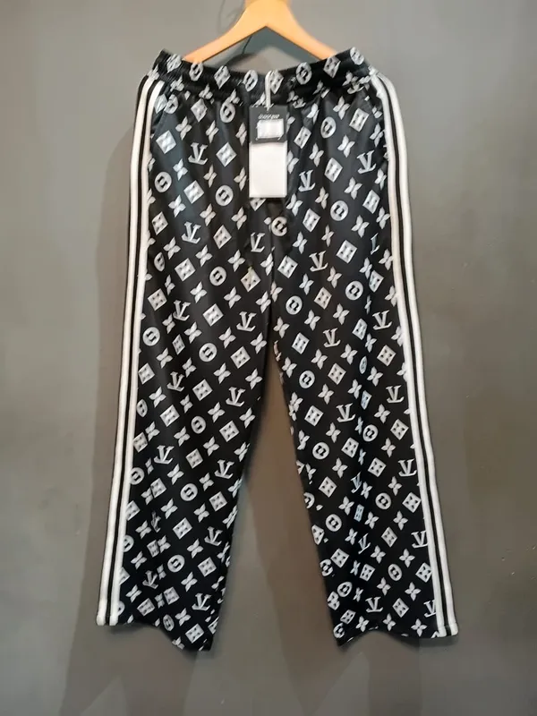 Black_And_White_Cotton_Monogram_Print_Track_Pants_For_Men