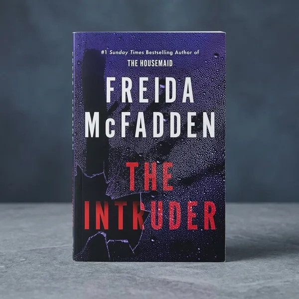 The_Intruder_By_Freida_McFadden_(Paperback)