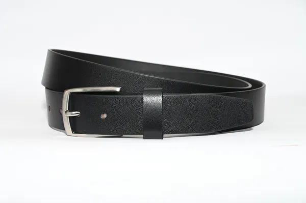 Classic_Leather_Belts_For_Men