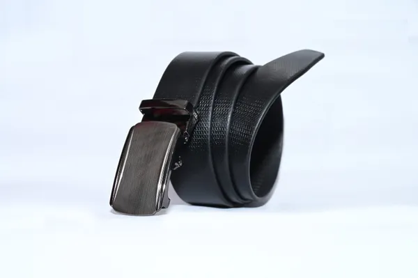 Leather_Belts_For_Men