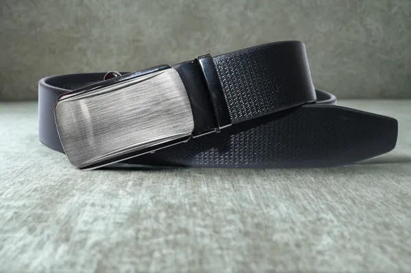 Leather_Belts_For_Men