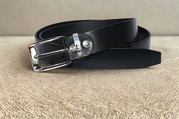 Black_Leather_Belt_for_Men_with_Pin_Buckle_