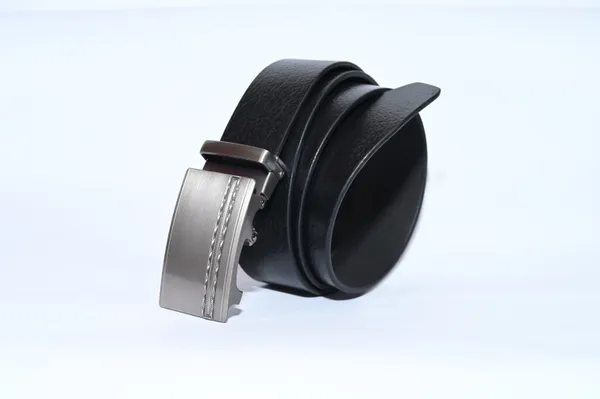 Premium_Leather_Belt_For_Men_Black_Colour