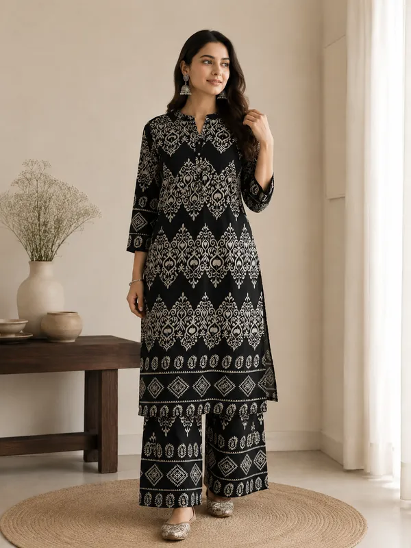 Black_Paisley_Printed_Co-ord_set
