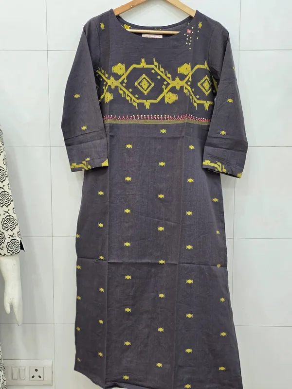 Noir_Muse_Pur_Cotton_Kurta