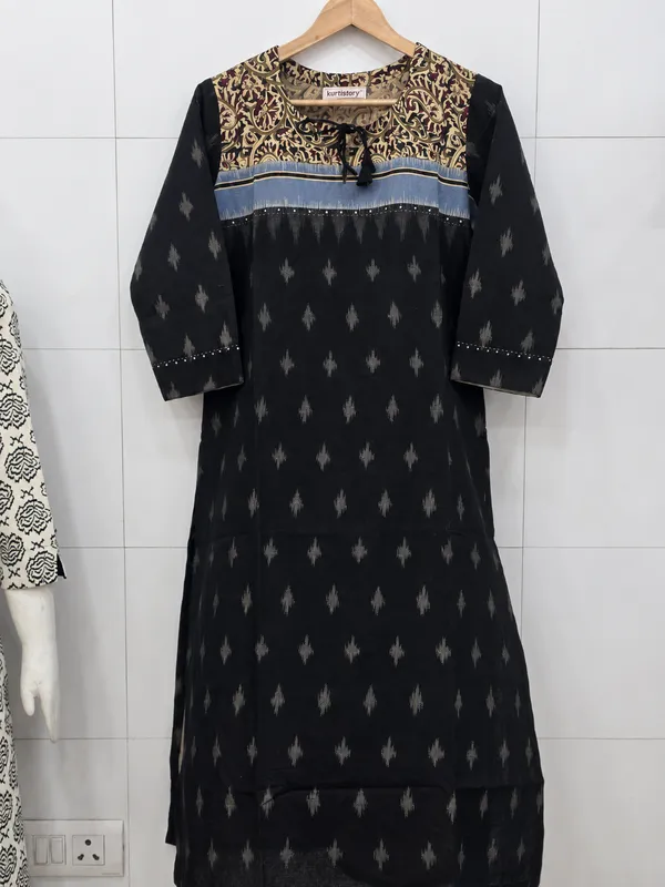 Noir_bloom_pure_cotton_kurta