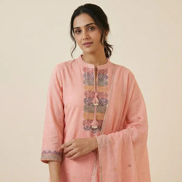 Peach_Cotton_Jamdani_Straight_Embroidered_Kurta_Set_For_Women