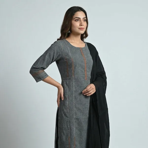 Grey_Cotton_Handloom_Embroidered_Kurta_Set_For_Women