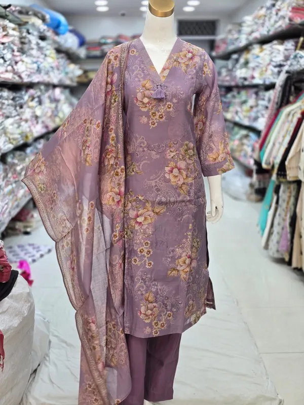 Purple_Floral_Embroidered_Chiffon_Suit_Set_For_Women