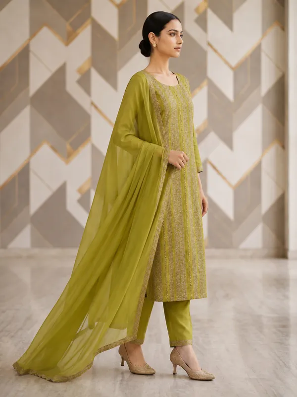 Olive_Green_Rayon_Cotton_Embroidered_Kurta_Set_With_Dupatta_For_Women
