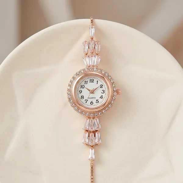 Silver_Crystal_Geometric_Bracelet_Watch_For_Women