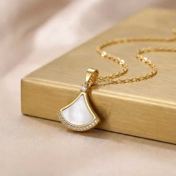 Gold_Stainless_Steel_Fan_Shape_Shell_Inlay_Pendant_Necklace_For_Women