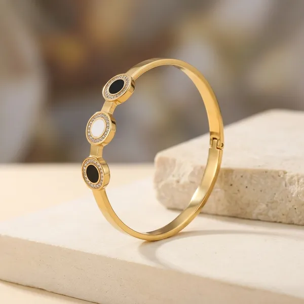 Gold_Stainless_Steel_Circular_Charm_Bangle_Bracelet_For_Women