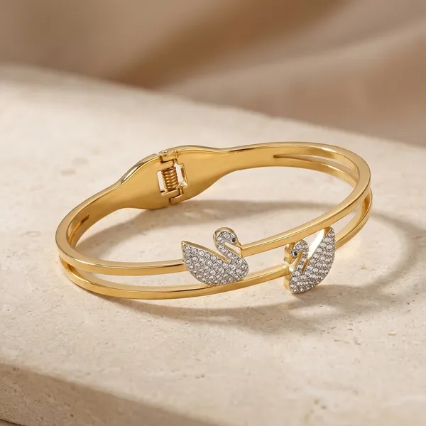 Gold_Stainless_Steel_Swan_Crystal_Bangle_For_Women