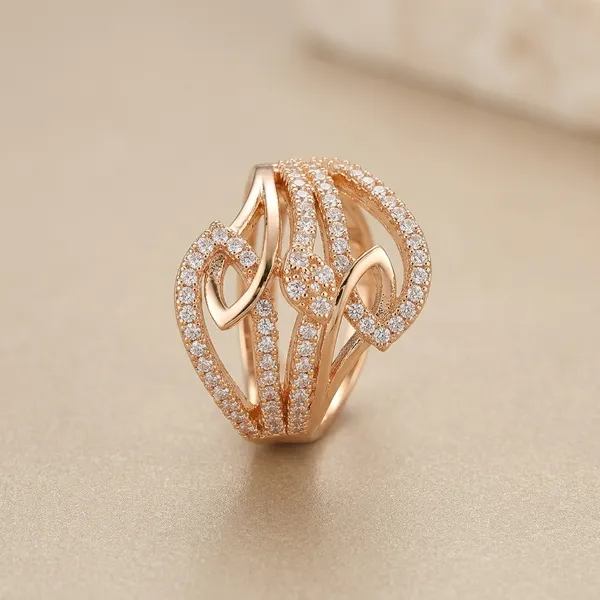 Gold_Cubic_Zirconia_Floral_Ring_For_Women