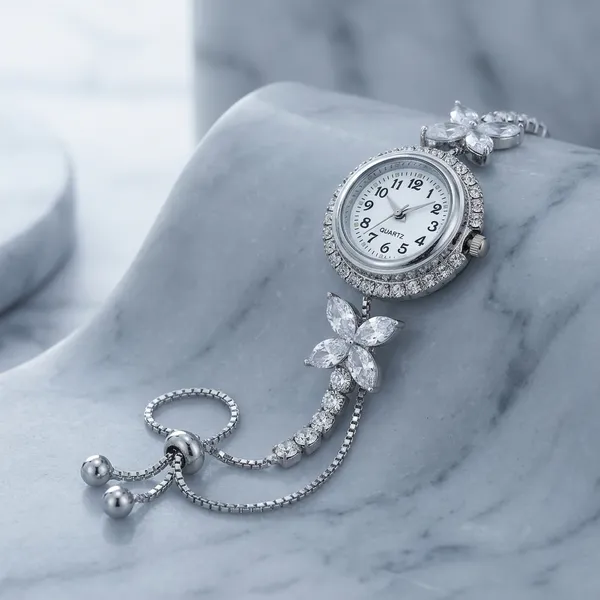 Silver_Stainless_Steel_Rhinestone_Floral_Bracelet_Watch_For_Women