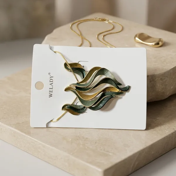 Gold_Green_Enamel_Wave_Design_Necklace_For_Women