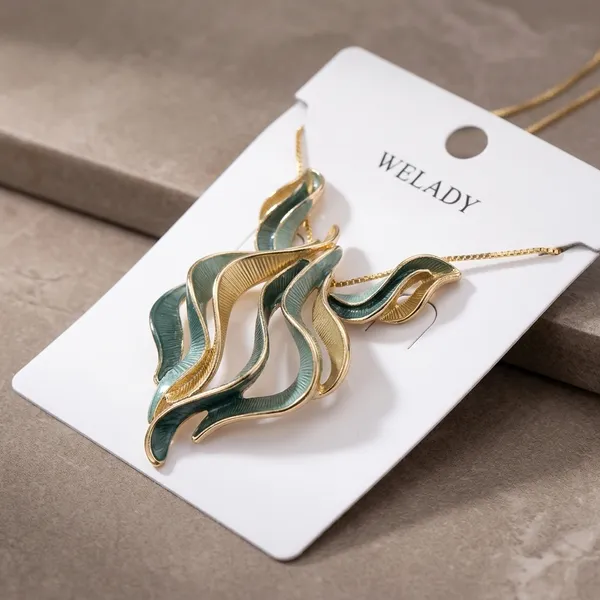Gold_Green_Enamel_Wave_Design_Necklace_For_Women