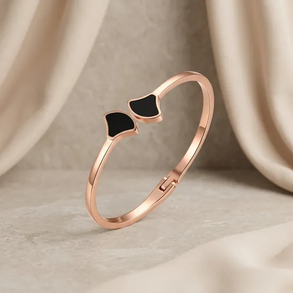 Rose_Gold_Stainless_Steel_Heart_Charm_Adjustable_Bangle_For_Women